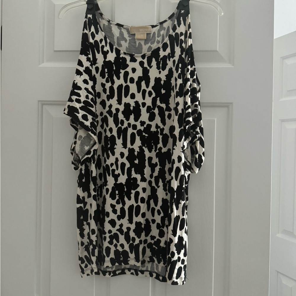 MICHAEL Michael Kors Black and Cream cold shoulder blouse